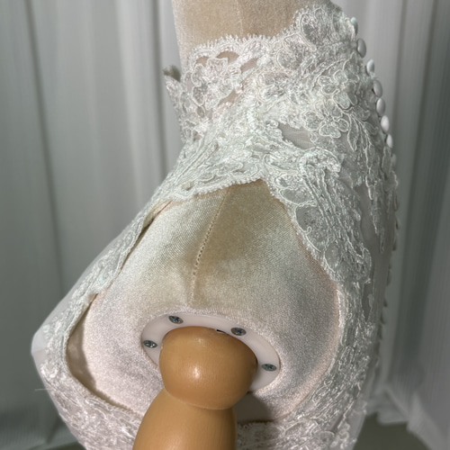 送料無料！ボレロ ノースリーブ くるみボタン シアーな美しさ 美しい花  