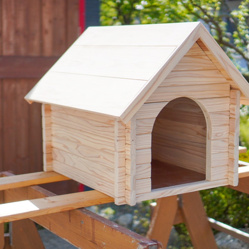 送料無料】ログハウスな犬猫小屋 Mサイズ ハウス・小屋 工房