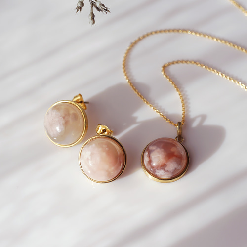 桜瑪瑙（さくらめのう）の一粒ピアス☆イヤリング可 ～Cherry blossom