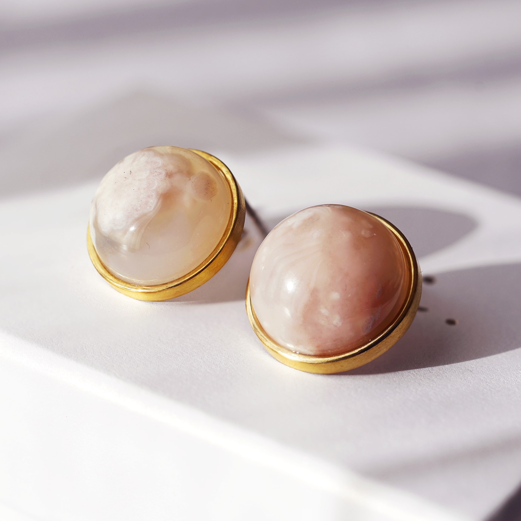 桜瑪瑙（さくらめのう）の一粒ピアス★イヤリング可　～Cherry blossom