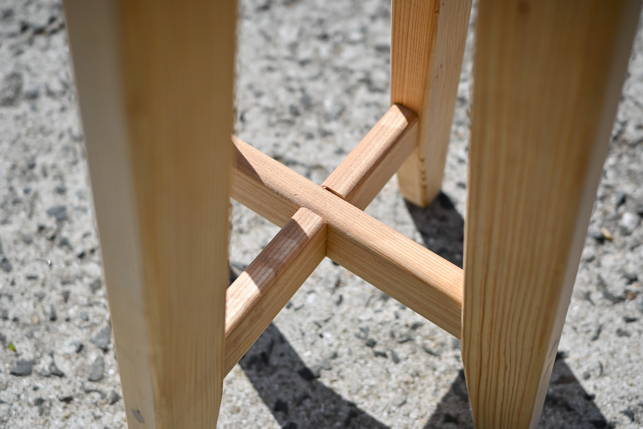 【送料無料】天然杉のスツール　（ハイスツールのページ）