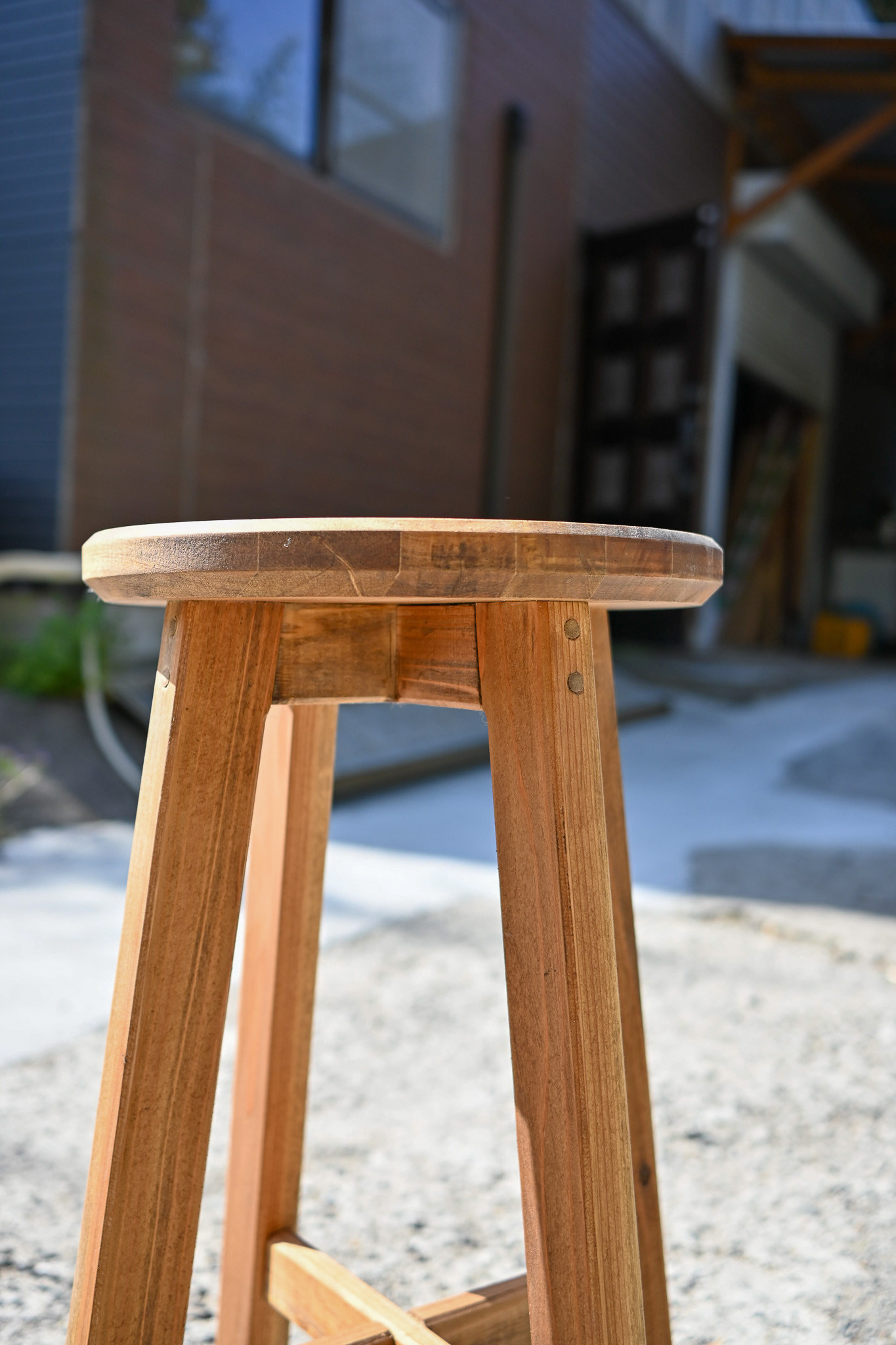 【送料無料】天然杉のスツール　（ハイスツールのページ）