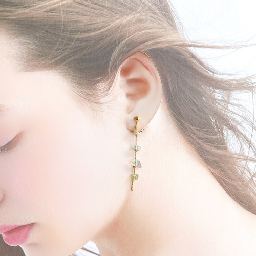 フローライト（天然石）さざれ石の揺らめきsimpleイヤリング/ピアス