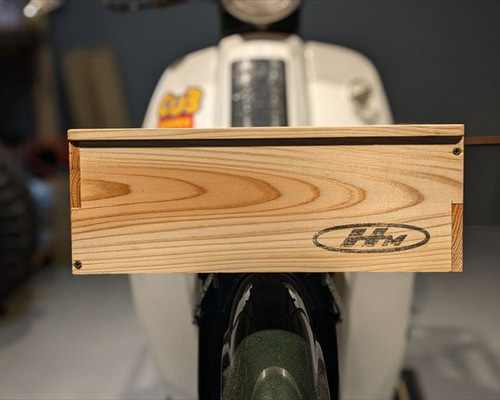 スーパーカブやハンターカブ、クロスカブにも！ おしゃれでシンプル