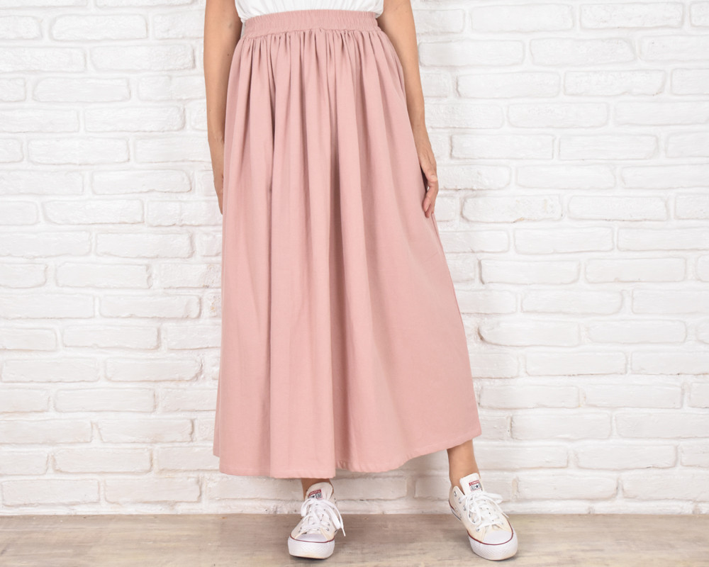 コットン素材大人のふんわりフレアスカート　ピンク　くすみピンク　ギャザースカート