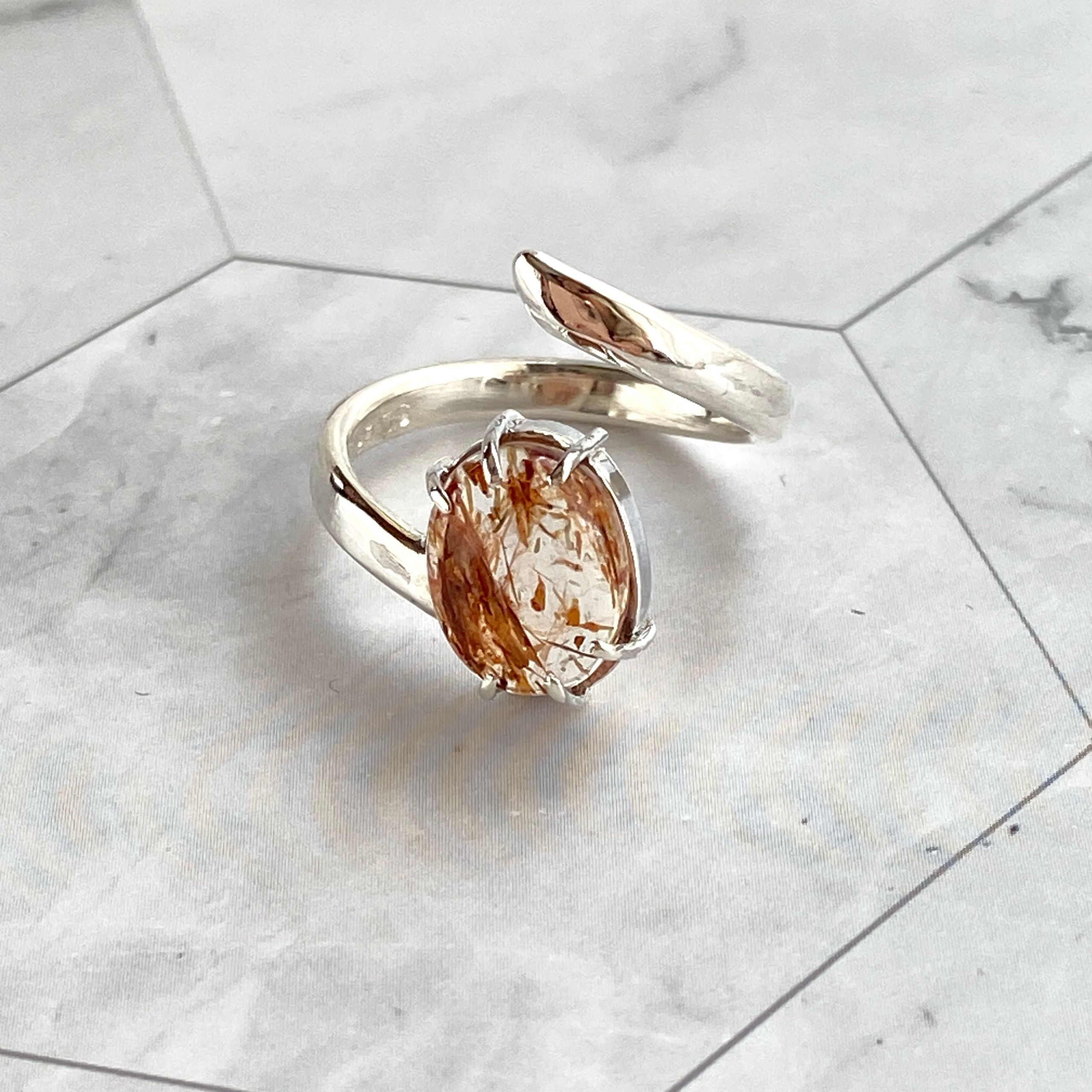 【一点物】マイカインクォーツのリング（フリーサイズ）