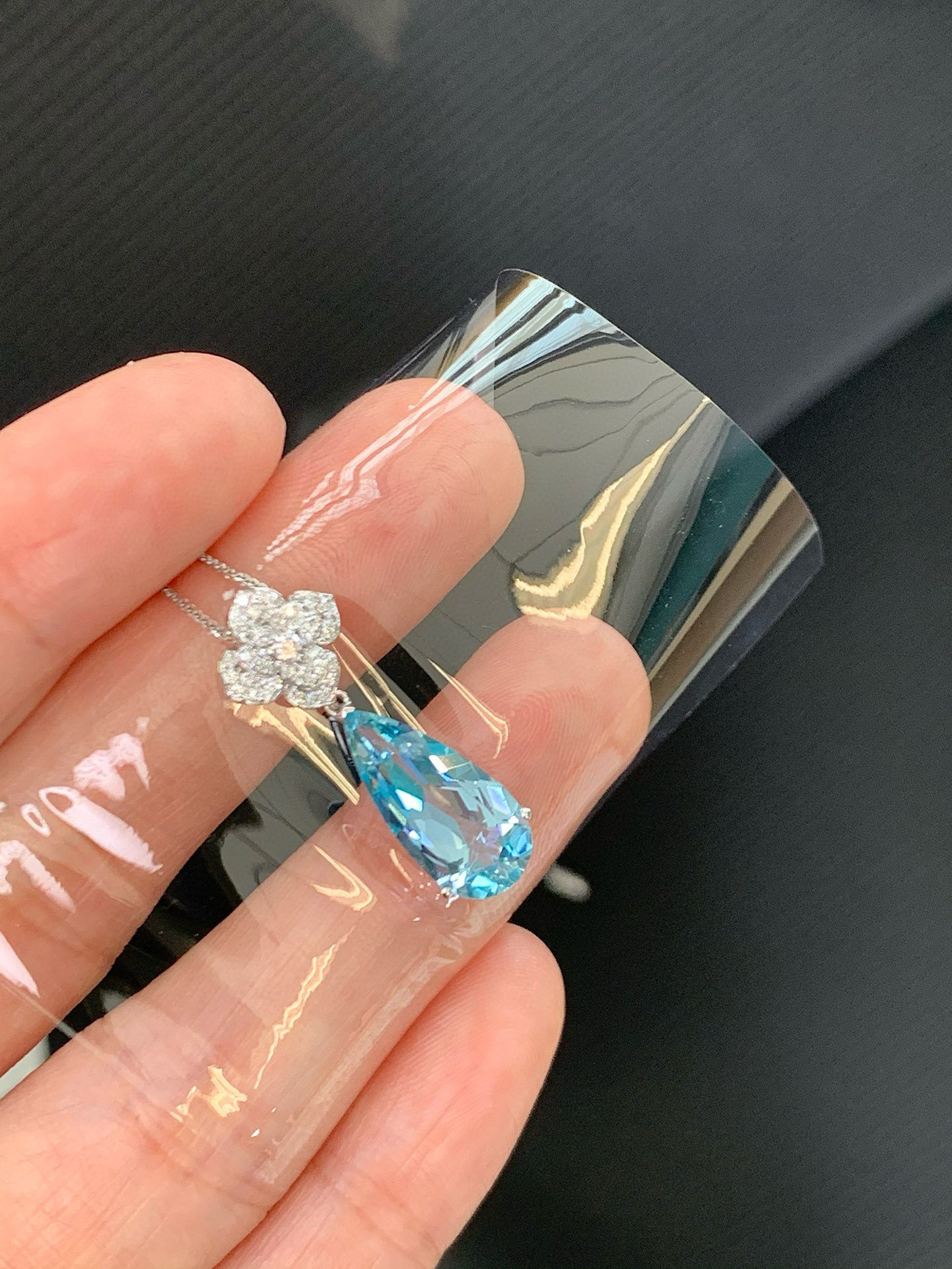 「ギフト」K18  天然アクアマリン　天然ダイヤモンド　和名藍玉　水宝玉 3月誕生石　ネックレス　25/4/10