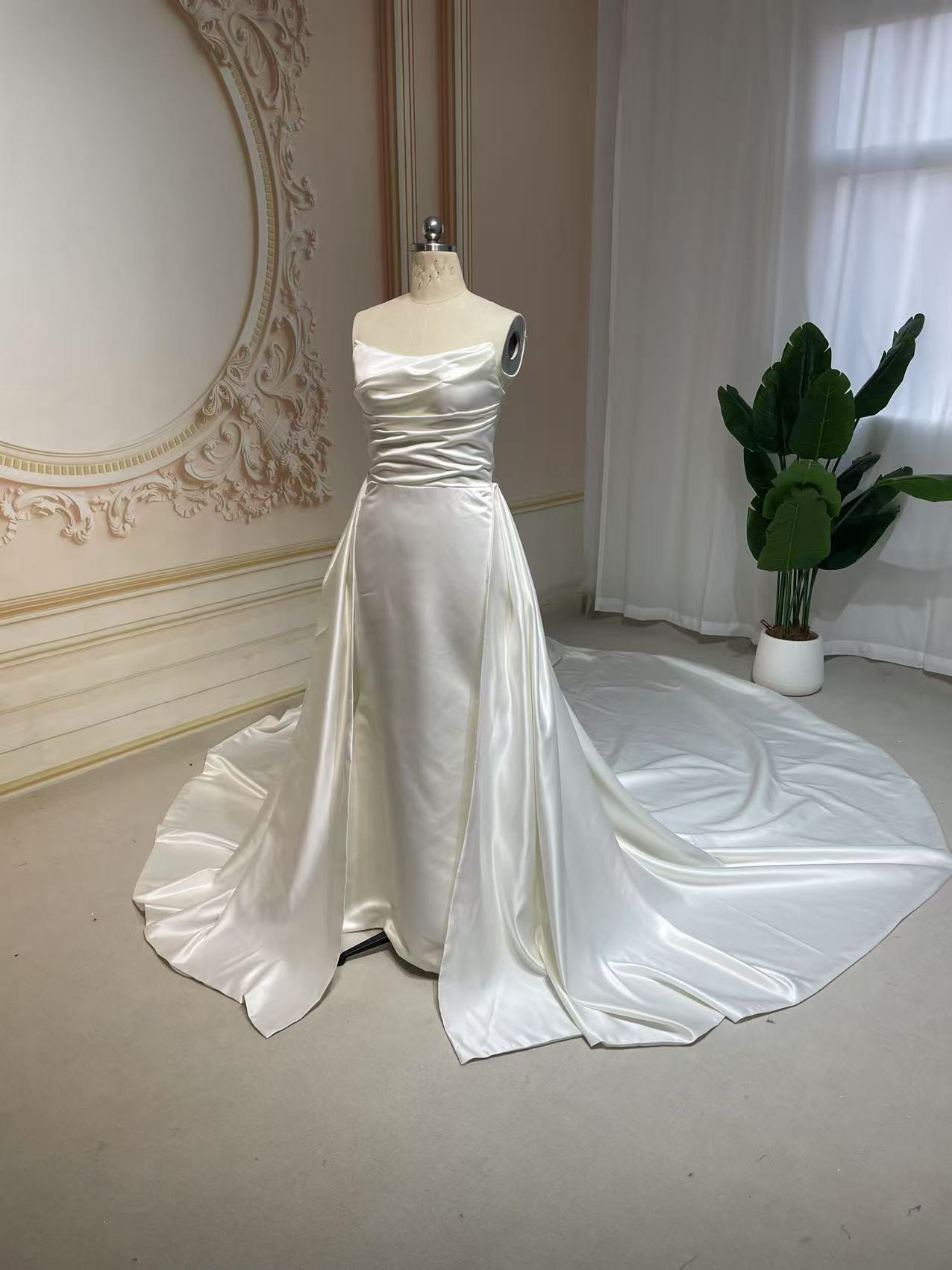 大好評　バックリボン　お色直し　高級サテン　取り外し可能オーバースカート　タイトスカート　パーティードレス　エレガントな