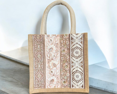 美品　大きめ　ビジュー　リボン　ビーズ　刺繍　カゴバッグ　インポート　大きめ 6a76e40b227322549022888db31b81