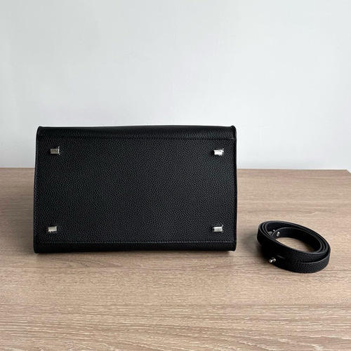 カウレザーシンプルトート 型押し版⭐︎カウレザーシンプルトート トートバッグ Lavanta