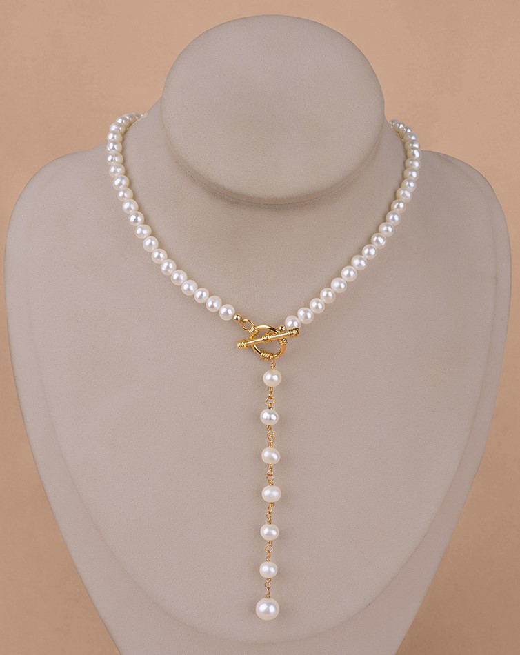 4-5mm淡水パールのネックレス　真珠　淡水真珠 淡水パール  6月誕生石 ブライダル ウェディング 結婚式