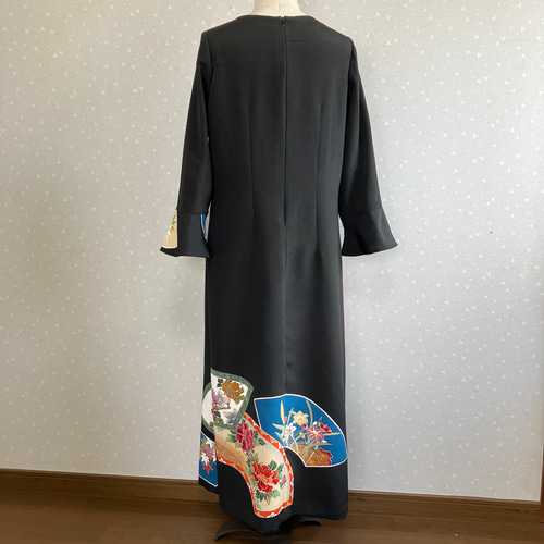 着物留袖リメイク　ロングワンピース　　Mサイズ 着物留袖リメイク ロングワンピース Mサイズ