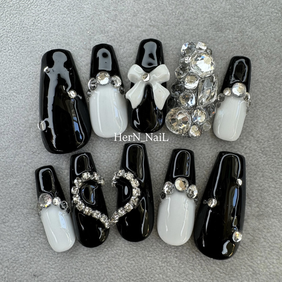 黒 ブラック ハート フレンチ リボン ネイルチップ ネイルチップ