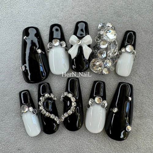 黒 ブラック ハート フレンチ リボン ネイルチップ ネイルチップ（つけ