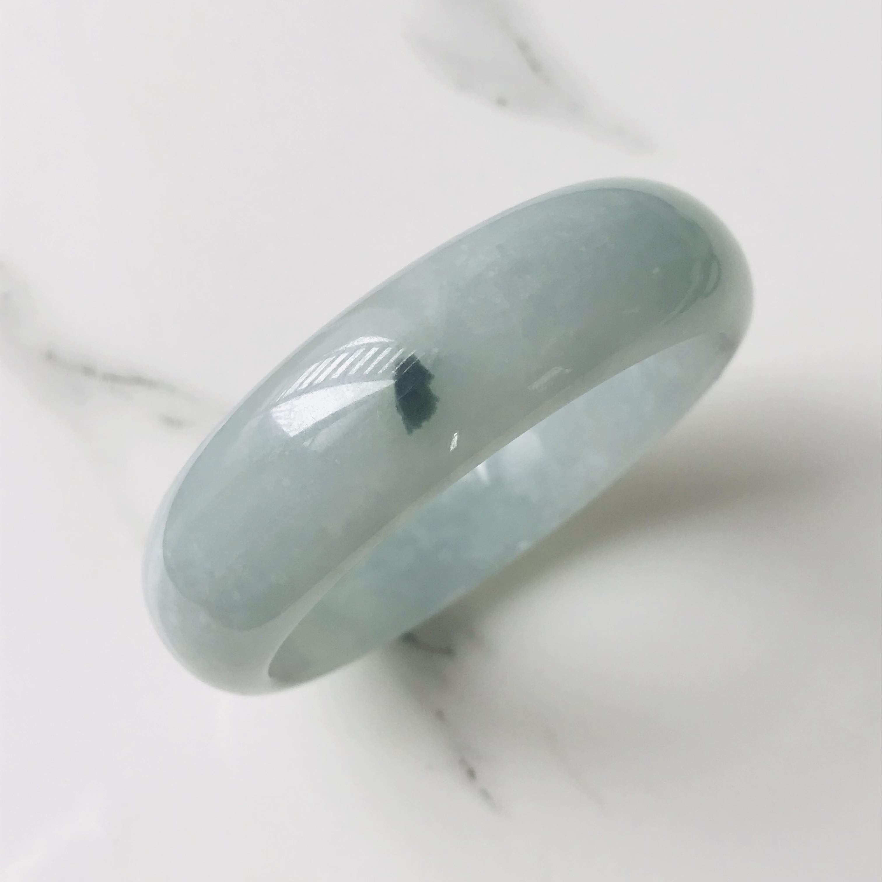 【B3006-0168】ジェイド　翡翠　ヒスイ　一点もの　希少　バングル　ミャンマー産　54.5mm