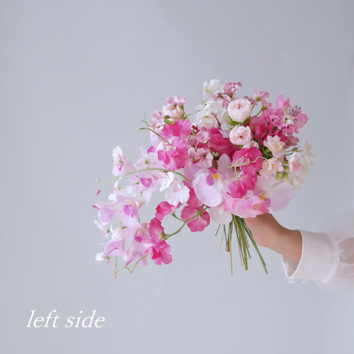 ホワイト 蘭とスイートピーのブーケ・ブートニアセット 0c16d0d7f346e008abb672a6e7965f