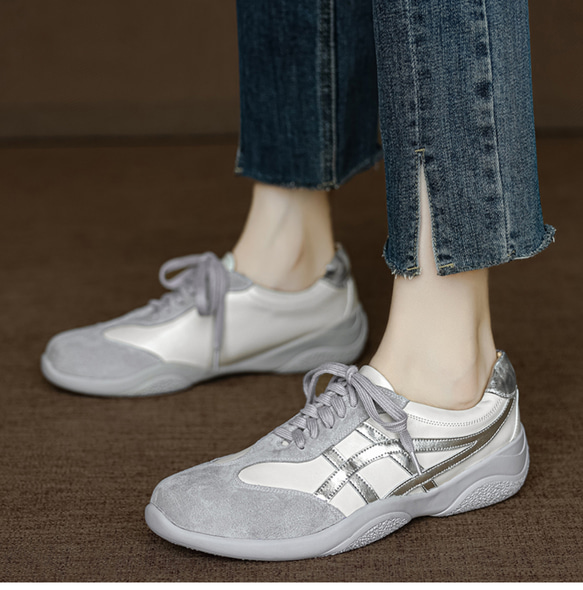 玄関で悩まない！万能上品スニーカー／ 上品 ヘビロテ ベージュ グレー