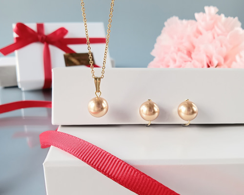 シルバー製ネックレスとイヤリングセット 一粒ゴールド（シルバー）パールのネックレスイヤリングセット