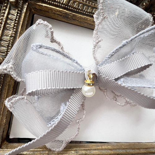 グレーパンジー刺繍☆5センチヘアクリップ グレーパンジー刺繍☆5センチヘアクリップ 【公式通販】