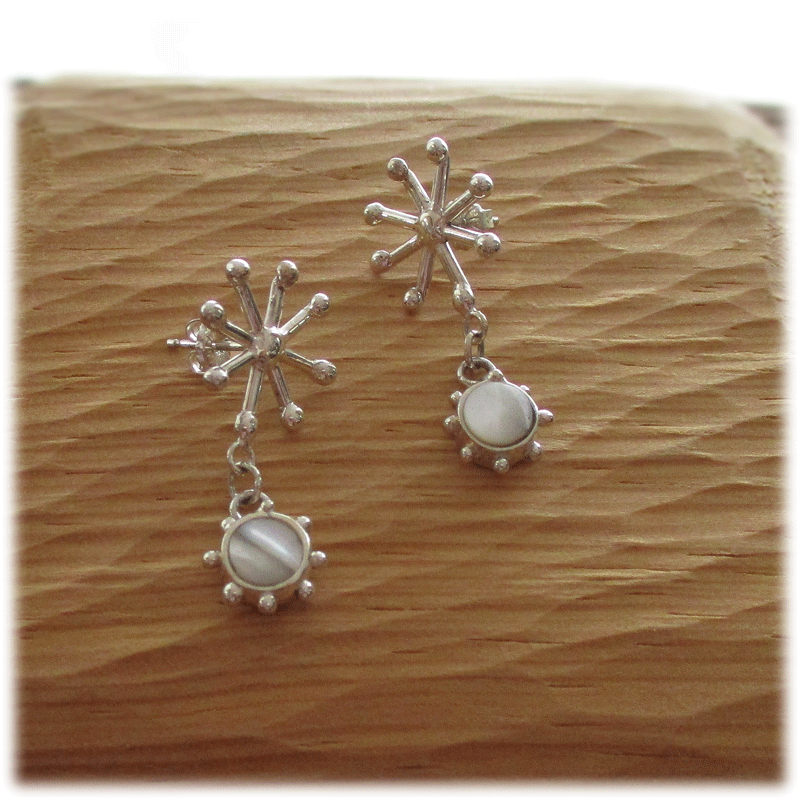 tubutubu＊ピアス（Silver925×マザーオブパール）