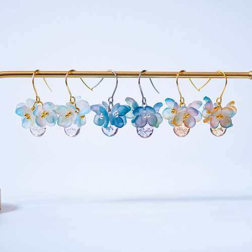 紫陽花 水彩画フラワーピアス/イヤリング あじさい ブルー サージカル