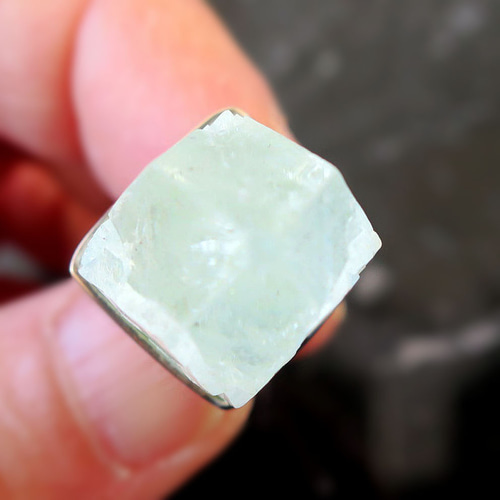 爽やか グリーンアポフィライト原石 + ベルデライト ペンダント