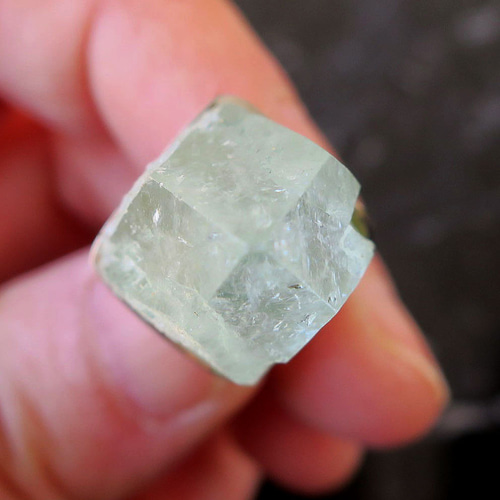 爽やか グリーンアポフィライト原石 + ベルデライト ペンダント