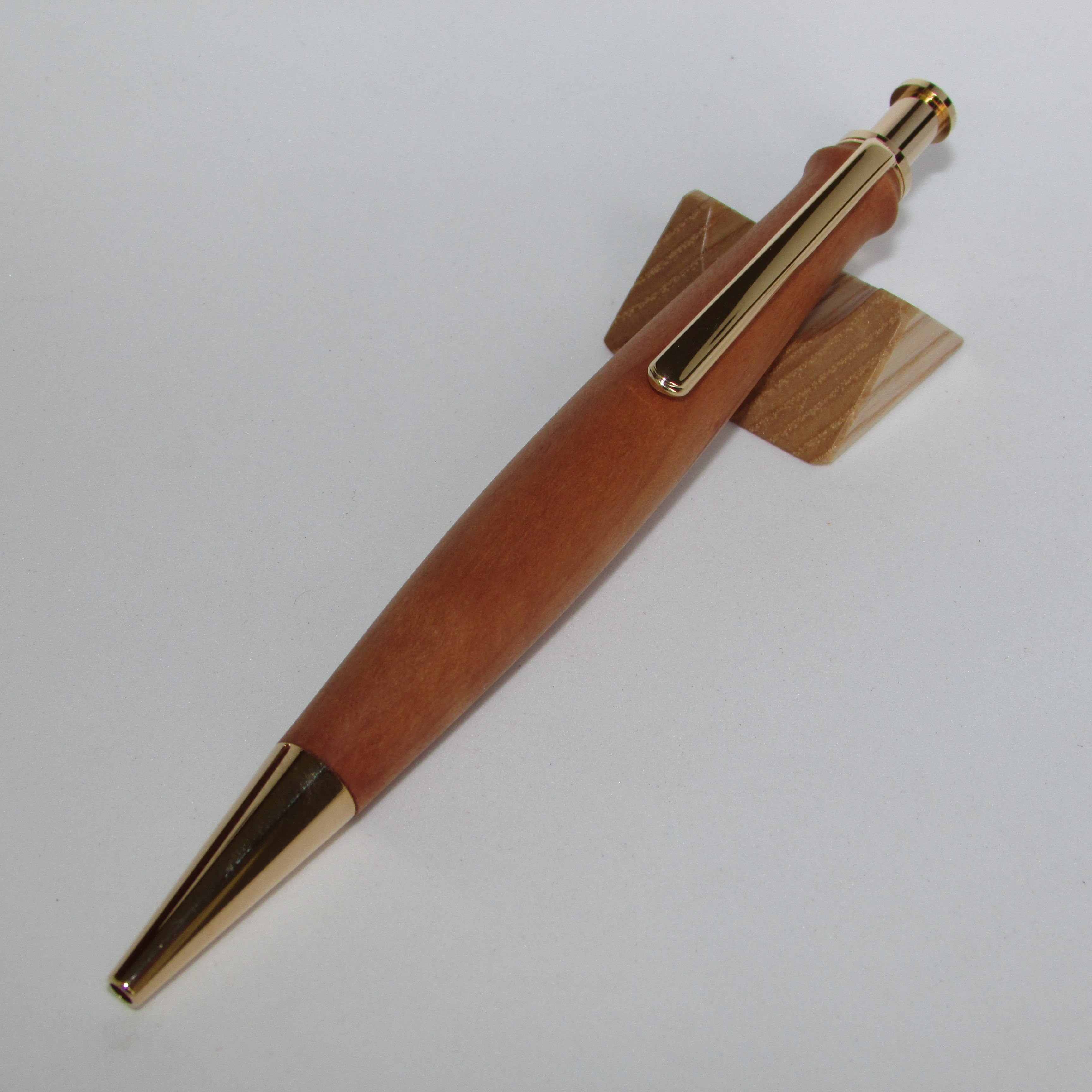 木軸ボールペン　ブラックチェリー　[木 GLOW PEN]