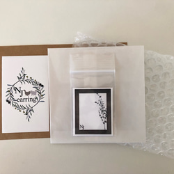 【No.222】雪の王国の孔雀  サージカルステンレス使用　イヤリングにも対応　ピアス　チェコビーズ 7枚目の画像