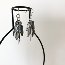 【No.16】凍てつく夜明け前  サージカルステンレス使用　イヤリングにも対応　ピアス　チェコビーズ 4枚目の画像