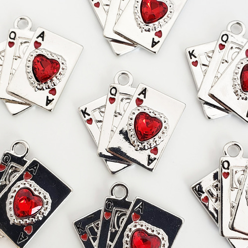 2個 トランプ ハート ラインストーン ハートのエース チャーム