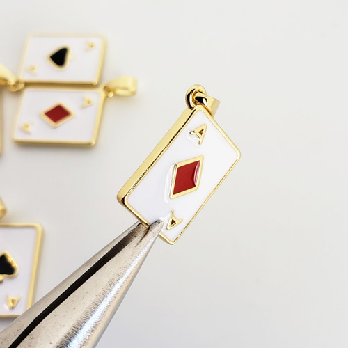 3個 トランプ 18KGP 本金メッキ スペード クローバー ダイヤ スート