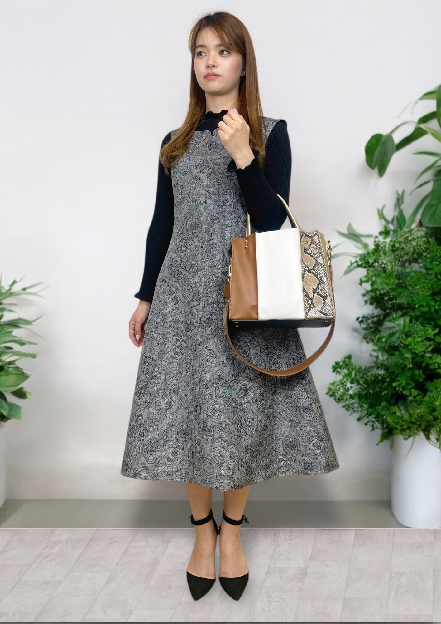 Aラインワンピース Mサイズ   洗えるシルク生地でお手入れ簡単♪