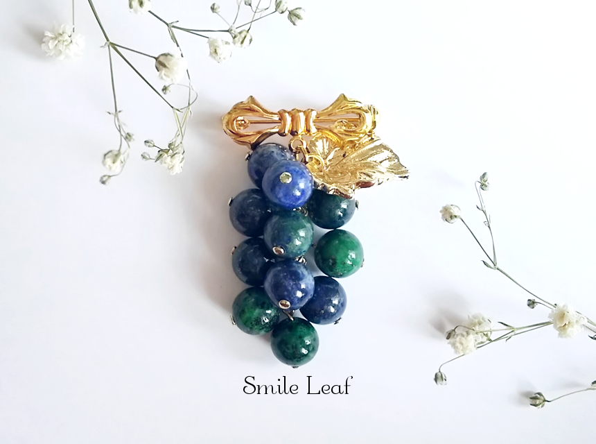 クリソコラの葡萄ブローチ