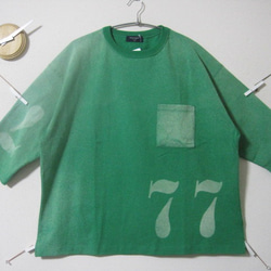 手描き青い彼岸花柄長袖Tシャツ S ネイビー 袖リブ付き ロンT 和柄 手描き青い彼岸花柄長袖Tシャツネイビー 袖リブ付き ロンT 紺 Tシャツ