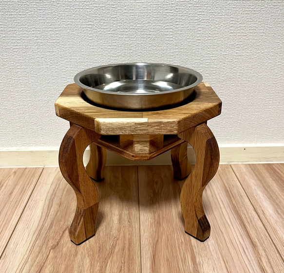 ペット用水飲み台 (猫・小型犬仕様) ／ フラワースタンド／ 新作