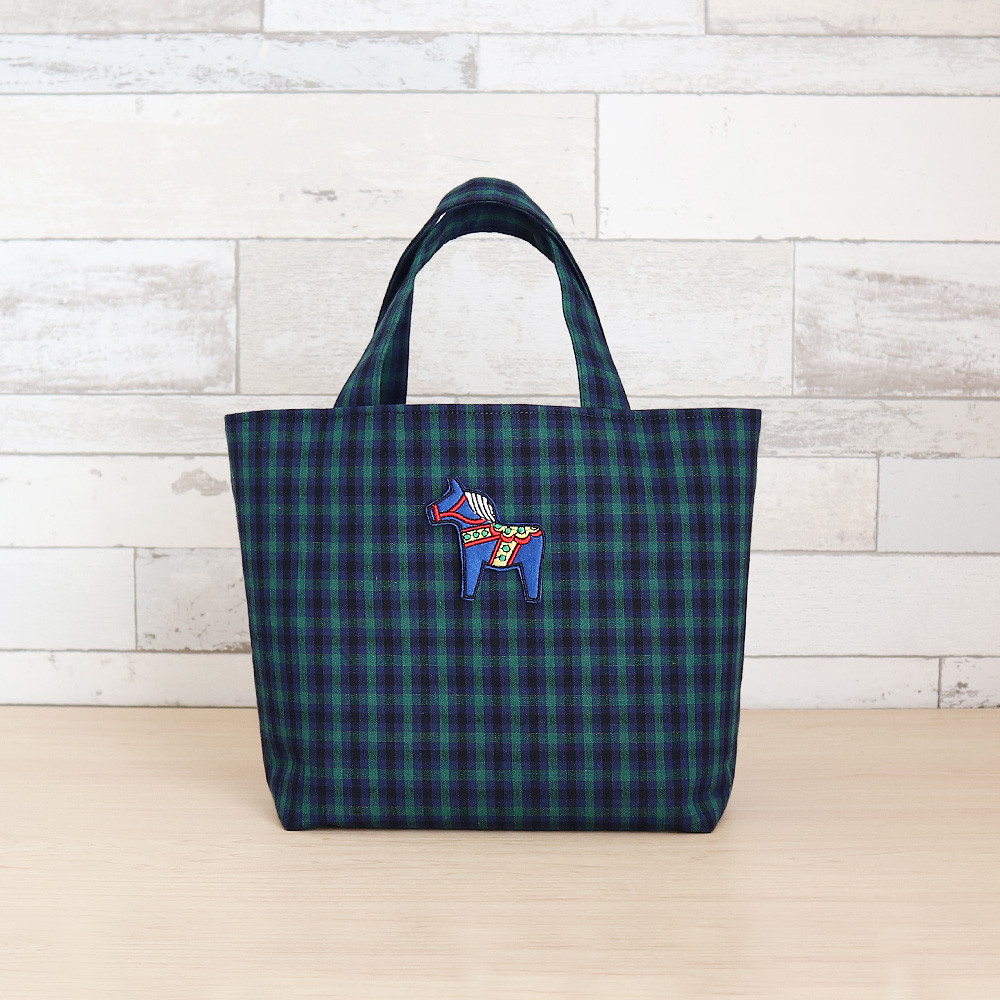 新品　ファミリア　ランチバック（緑）