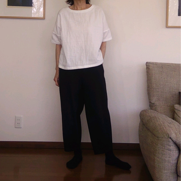 トリプルガーゼのＴシャツ　半袖～5分袖　ラウンドネック　オフホワイト 1枚目の画像