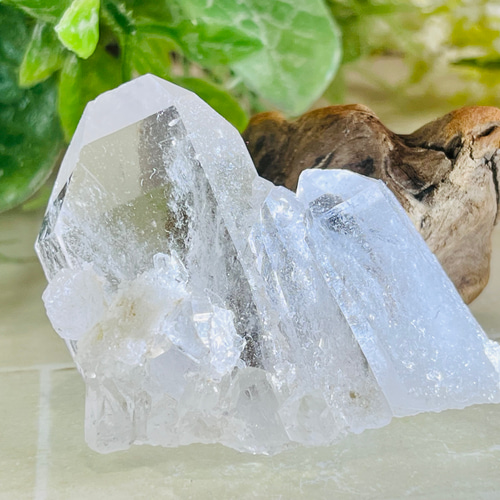 レインボー　ミナスジェライス州 トマスゴンサガ産　水晶　原石　クリスタル レインボー✨ ブラジル・ミナスジェライス州 トマスゴンサガ産 水晶