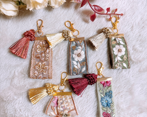 インド刺繍リボン キーホルダー タッセル キーリング チャーム NO