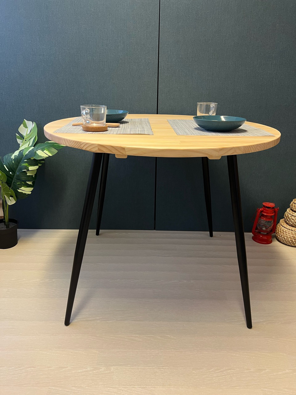 【送料無料】 テーブル 丸形 90cm パイン Nt アイアン製ボルト連結脚