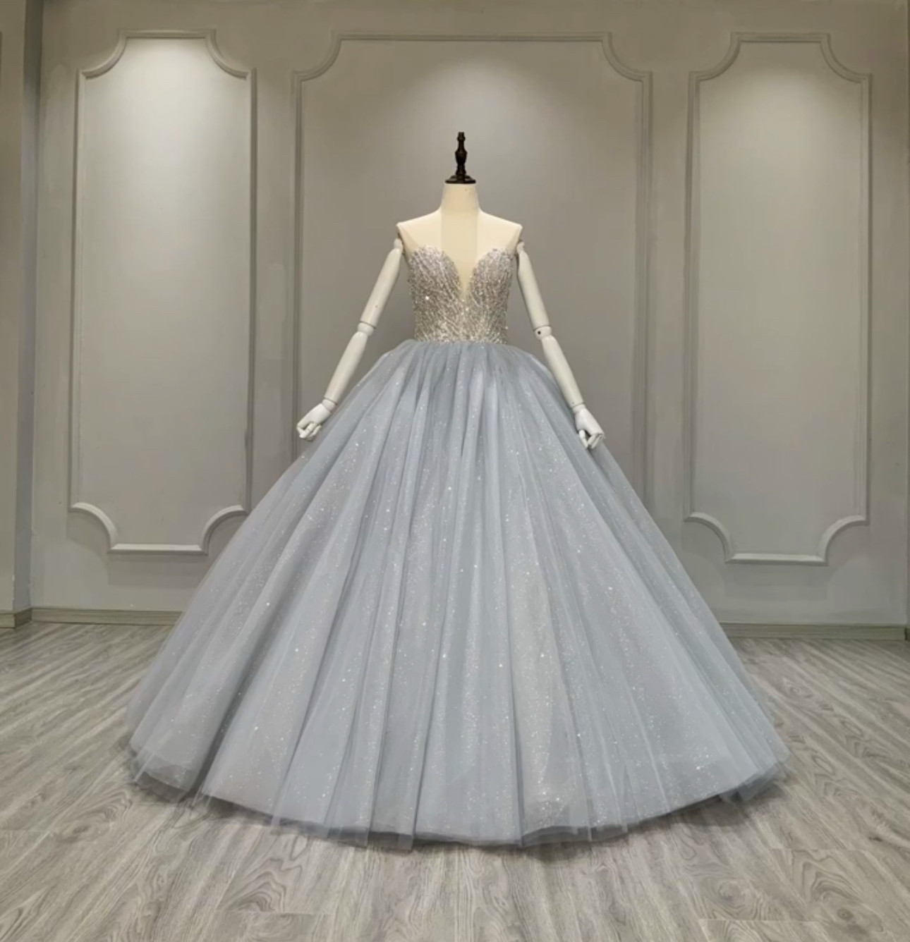 お買い得　グレー　キラキラドレス　ブライダル　オリジナル　高級感　ブライダル　サイズオーダー　編みあげ　エレガント結婚式