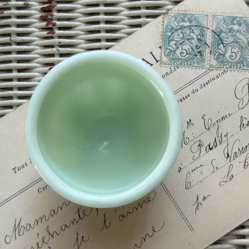 フランスVintage パステルグリーン エッグスタンド ガラス製