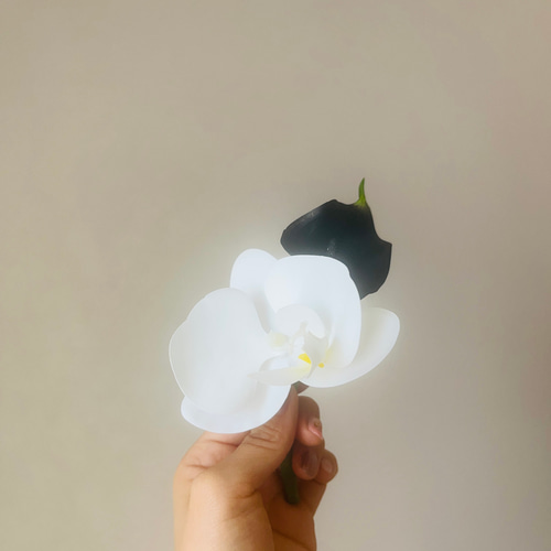 カサブランカと胡蝶蘭の大人の和洋ブーケ/ウェディングブーケ|造花