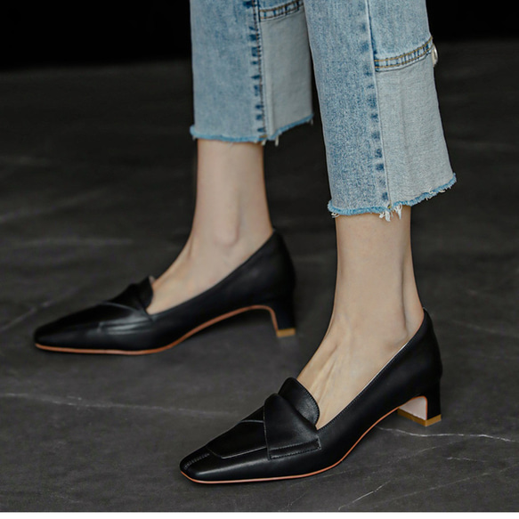 スタイルを瞬時に格上げするヒールの秘密。 ヒールパンプス ローヒール やわここちチャンキーヒールパンプス 跳べる 本革 3枚目の画像