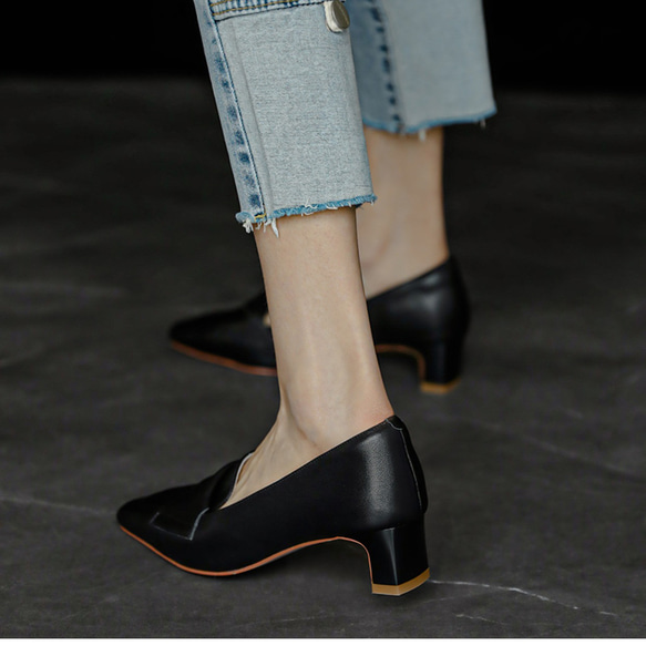 スタイルを瞬時に格上げするヒールの秘密。 ヒールパンプス ローヒール やわここちチャンキーヒールパンプス 跳べる 本革 10枚目の画像