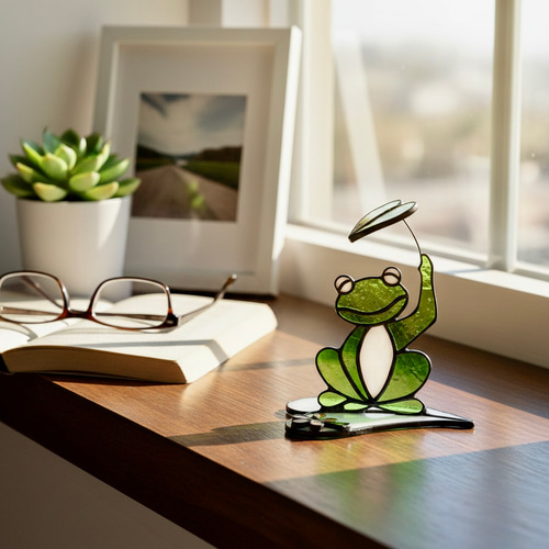 ガラスの葉っぱの傘カエル（大） 無事帰る縁起物・癒しのインテリア