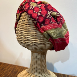 インド／オールドサリーのアップサイクルヘアバンド　レッドボタニカル 2枚目の画像