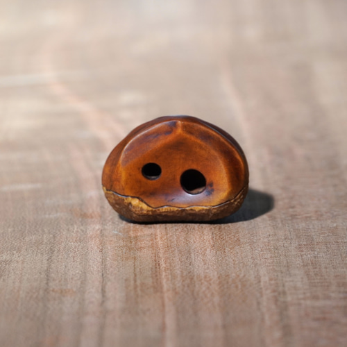 木彫刻 根付「栗」黄楊 木彫り クリ キーホルダー ストラップ 工芸品