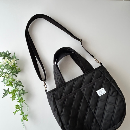 受注制作》撥水加工キルトショルダーバッグ ダブルステッチナイロン